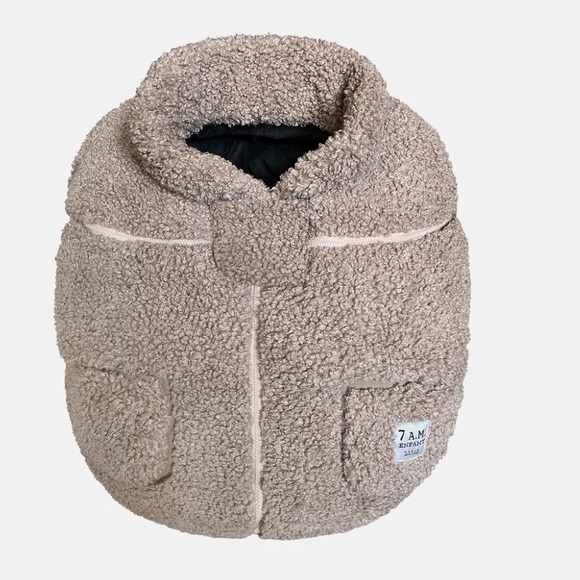 7AM CAR SEAT COCOON - TEDDY
$105
Oatmeal
One Size 0-12M - Picture 15 of 15